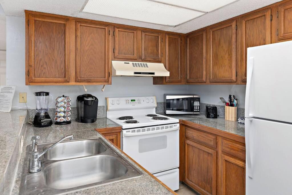 2 Bed 2 Bath 1St Fl Condo By Beach W Washer Dryer South Padre Island Buitenkant foto